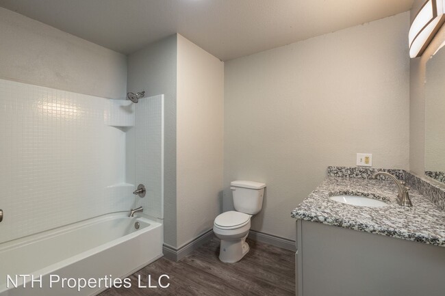 Building Photo - 4 br, 2 bath House - 237 Runaway Bay Drive