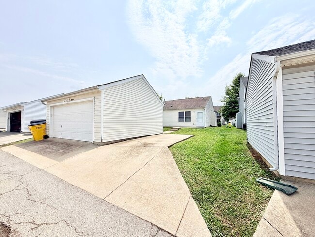 Building Photo - 7011 Osprey Ridge Dr