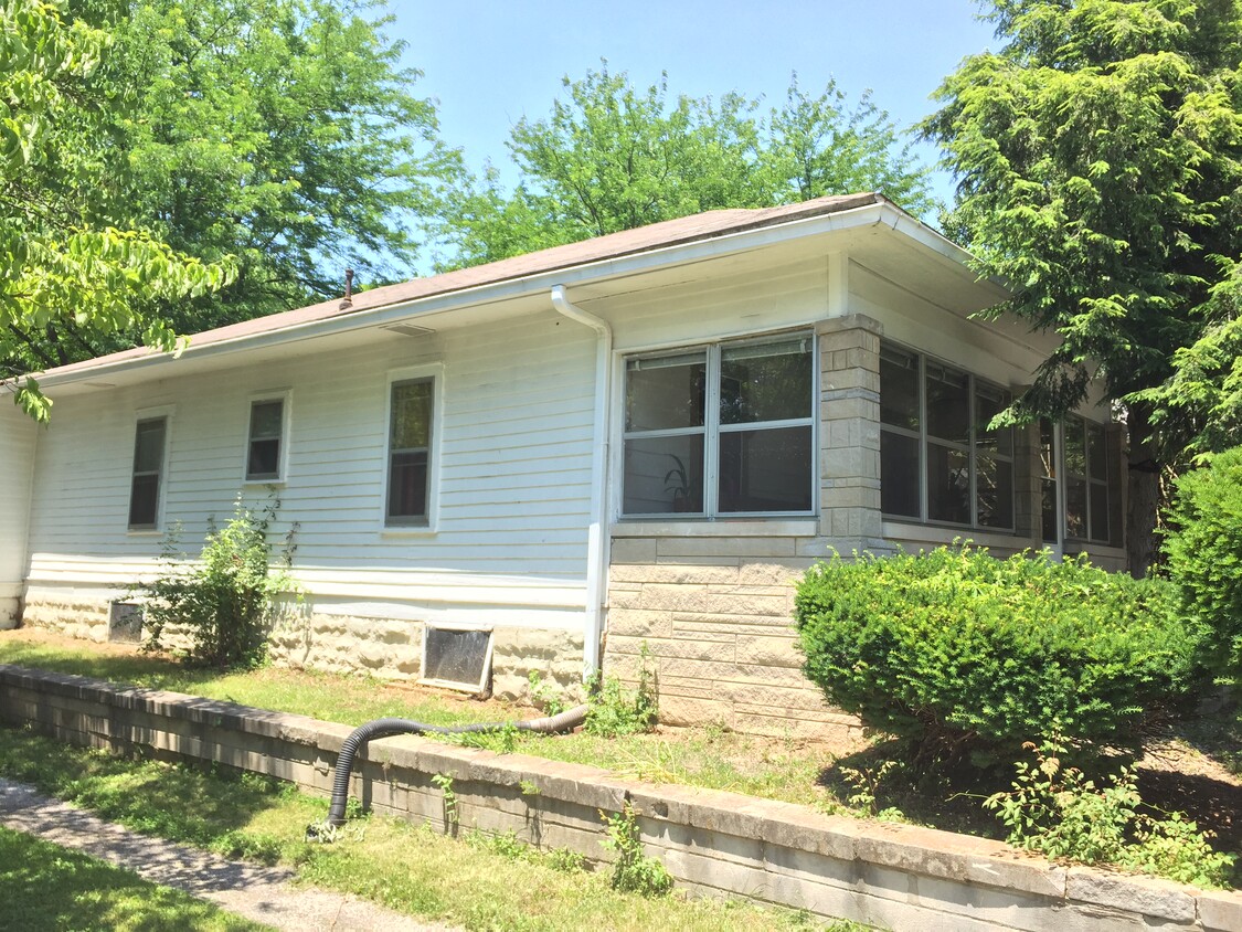 Foto principal - 1012 S Lincoln St