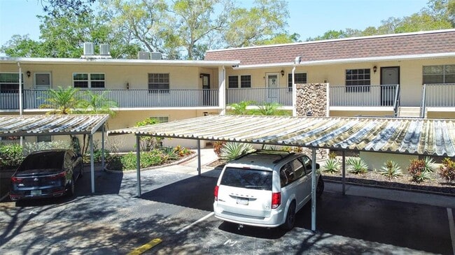 Building Photo - 820 Patricia Ave