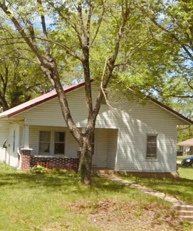 Building Photo - 803 Vienna Rolla Rd