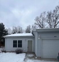 Building Photo - 863 Sharon Rd