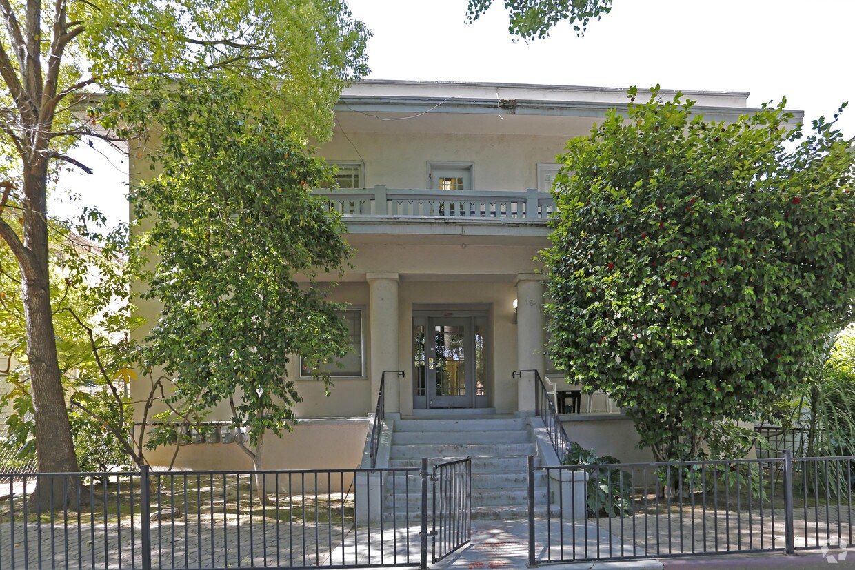 Building Photo - 1814 O St