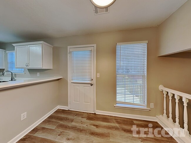 Building Photo - 6010 Waggoner Ct