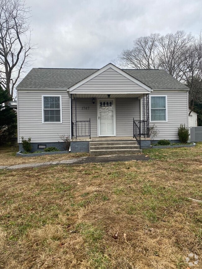 Building Photo - 1747 N Wright Rd