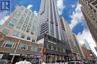 Building Photo - 395 Bloor St E