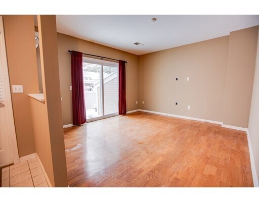 Building Photo - 290 Allerton Commons Ln