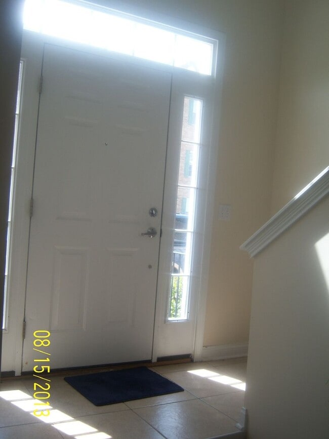 Building Photo - 4 bed, 3.5 bath townhouse with 2-car garage Dublin Village ready July 2025!