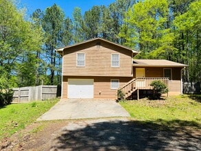 Building Photo - 524 Millard Farmer Rd