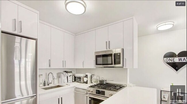 Building Photo - EAST 35 STREET