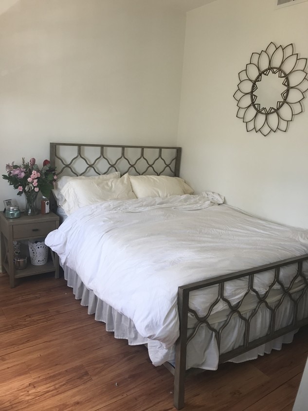Bedroom is approx 11x10 - 342 Hauser Blvd