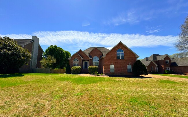 Building Photo - 806 Muscogee Way