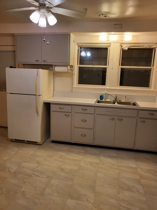 Photo - 380 Ohio Ave Townhome