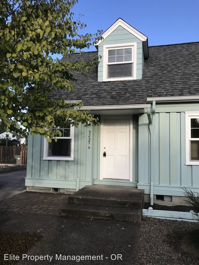 Foto del edificio - 5257 SW Secher Ln