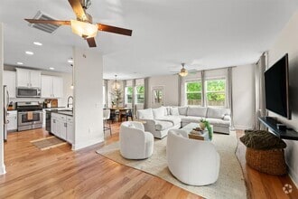 Building Photo - 2216 Capulet St