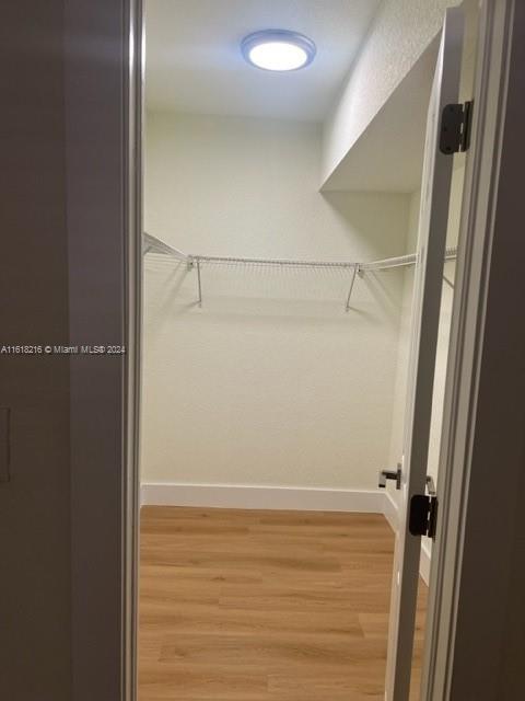 Foto del edificio - 7947 SW 104th St