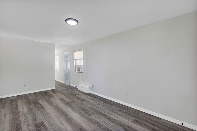 Photo - 751 Bellevue Ave #3 Apartment