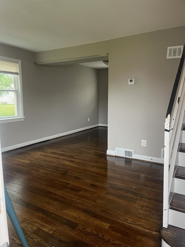 Photo - 2430 Iverson St Apartment