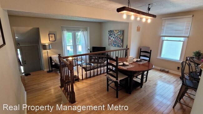 Building Photo - 3 br, 2.5 bath House - 8318 Sperry Ct