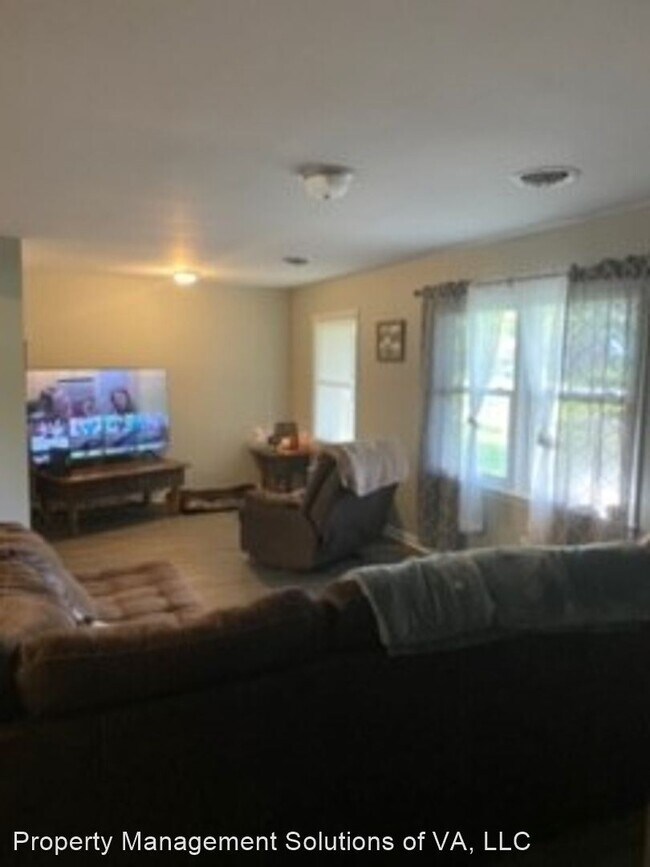 Building Photo - 3 br, 2 bath House - 303 Edmonds Rd