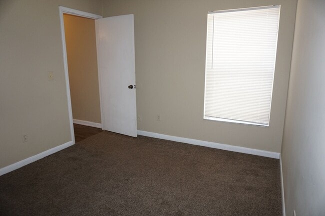 Foto del edificio - Whispering Pines 2/2 close to NAS Jax