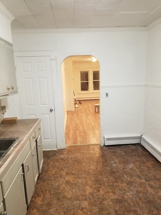 Foto del edificio - 753 W Cedar St
