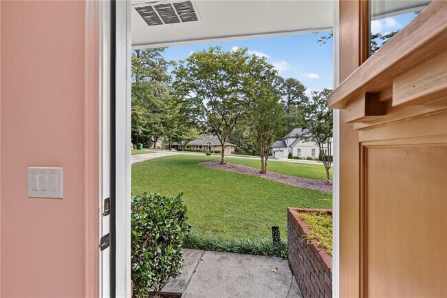 Foto del edificio - 4100 Shawnee Ln NE