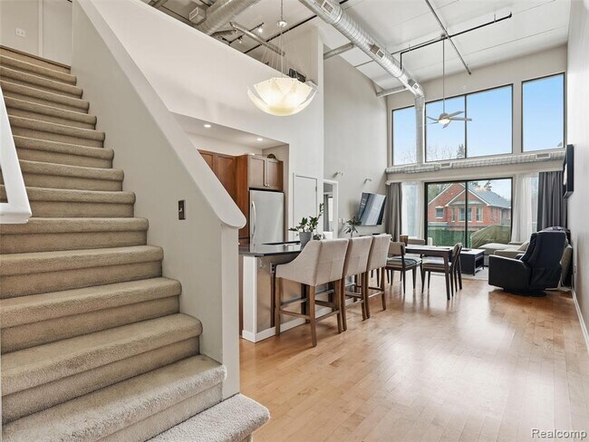 Foto del edificio - 610 S Troy St