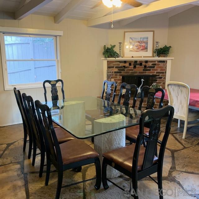 Foto del edificio - 2139 Torrey Pines Rd