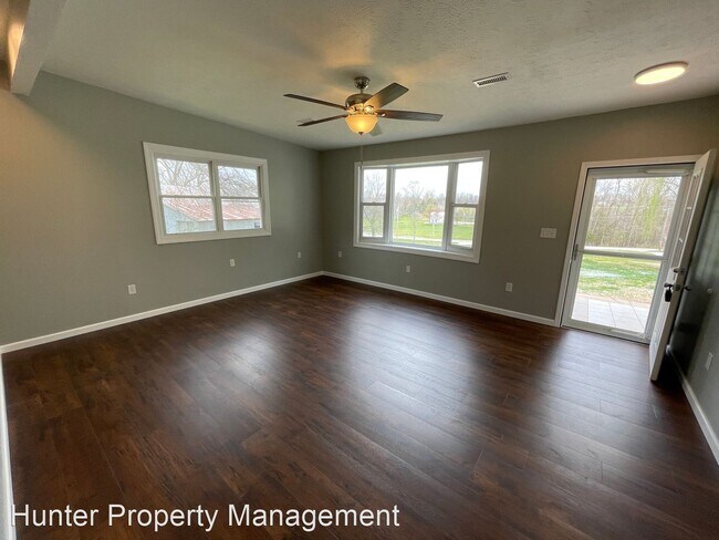 Building Photo - 3 br, 1.5 bath House - 2440 Terrill Creek Rd