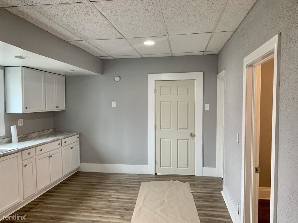 Primary Photo - 4 br, 2 bath House - 7203 Deveny Ave