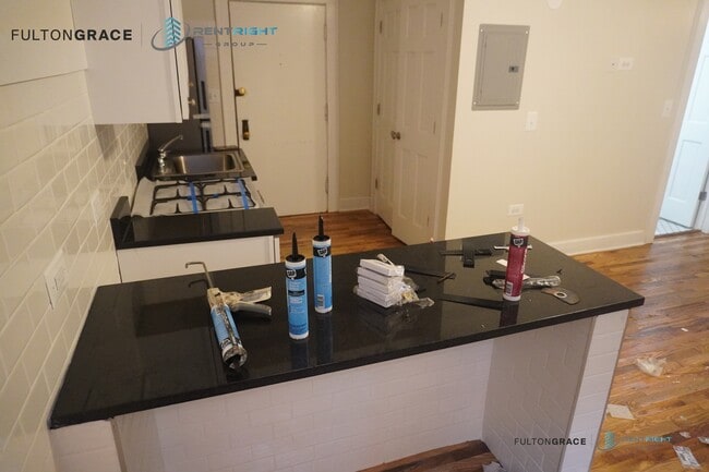 Foto del edificio - 1712 W Albion Ave