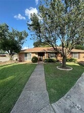 Building Photo - 101 S Weatherred Dr