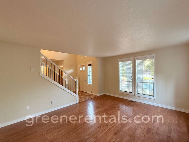 Foto del edificio - Beautiful 4BD/2.5BA West Olympia Home in Quiet Neighborhood