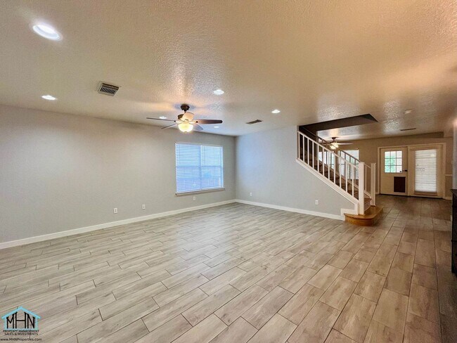 Foto del edificio - 11205 Forest Pass Ct