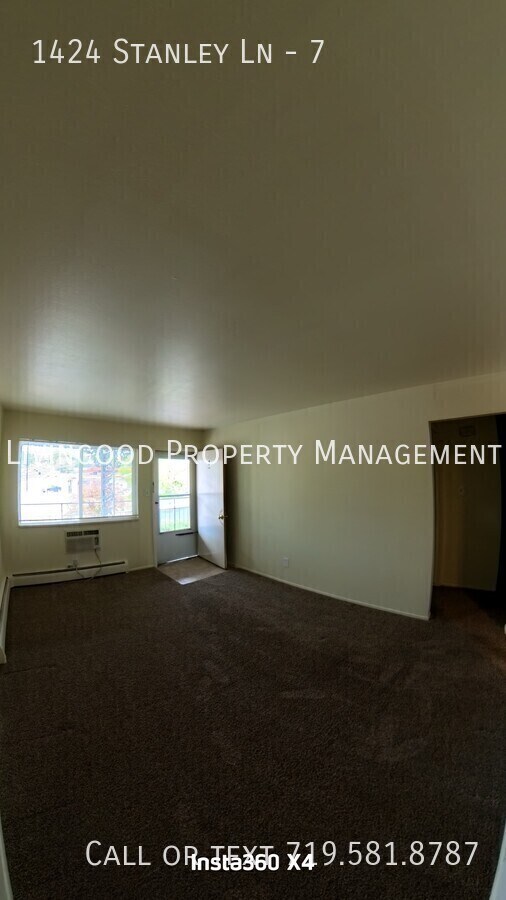Foto del edificio - 1424 Stanley Ln