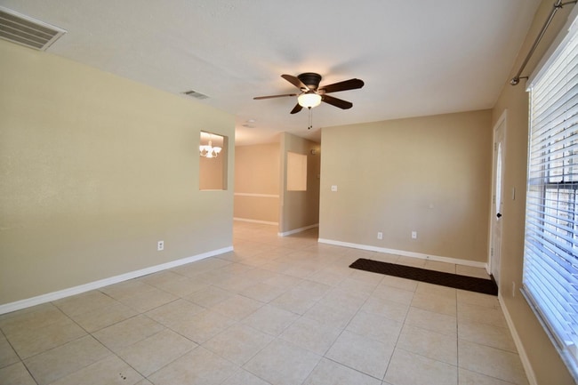 Building Photo - 4730 Presidential St