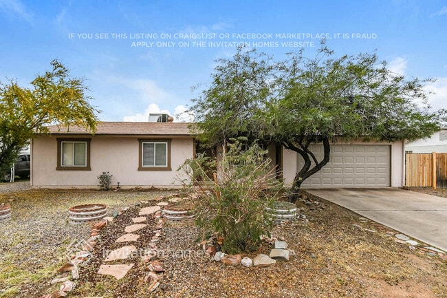 Foto del edificio - 10125 E Billings St