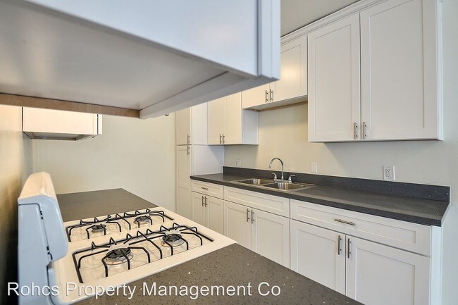 Building Photo - 14039 Archwood St