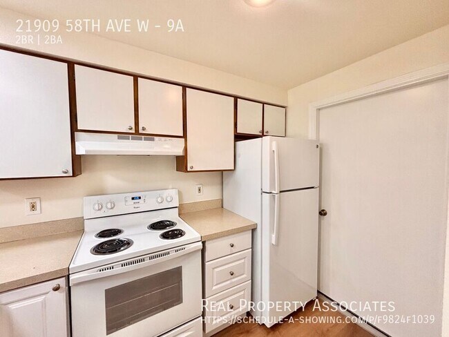 Foto del edificio - 21909 58th Ave W