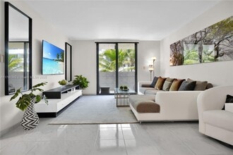 Building Photo - 1623 Collins Ave