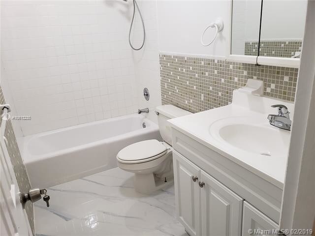 Primary Photo - 1800 SW 97th Ave
