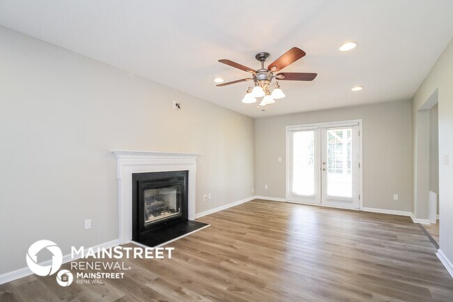 Foto del edificio - 360 Old Wood Ln