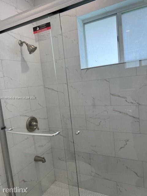 Foto del edificio - 3 br, 2 bath House - 3011 SW 24th St 3011