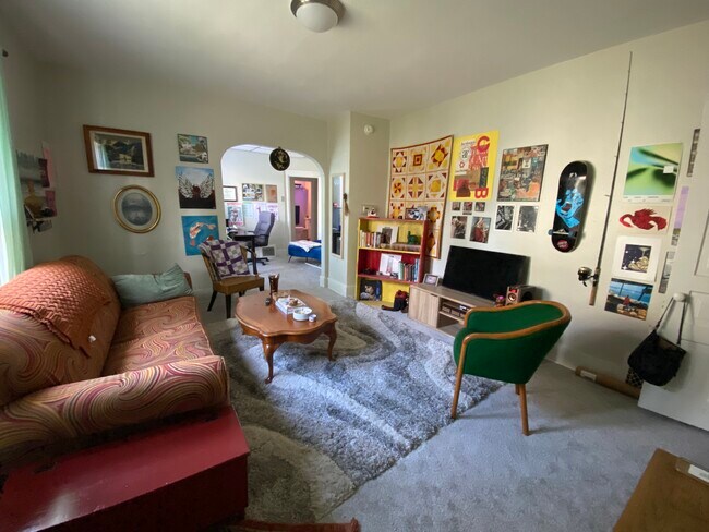 sala de estar - 509 Oak St