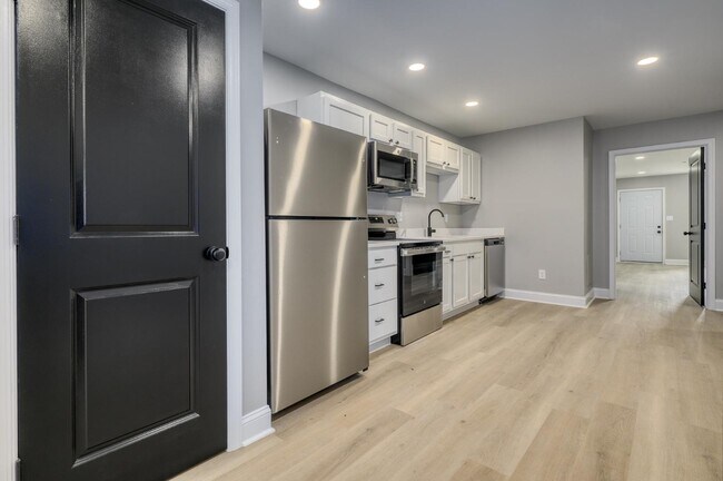 Foto del edificio - 1709 Edmondson Ave