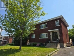 Building Photo - 2429-2429 Carlsen Ave