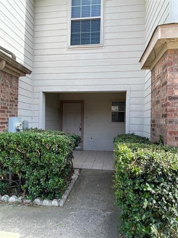 Building Photo - 12620 Bay Ave