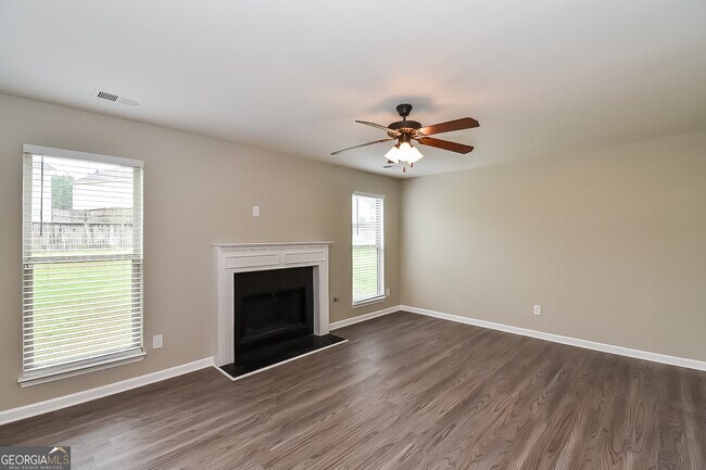 Building Photo - 7817 Bell Tower Ln