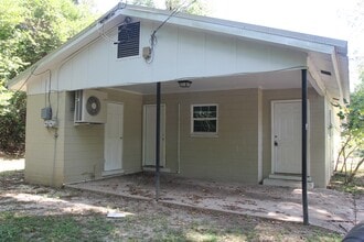 Building Photo - 80 Morningside Dr